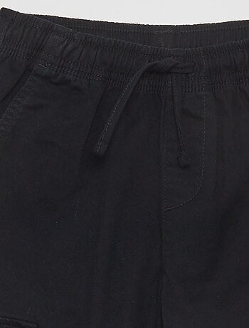 Pantalón elástico multibolsillos