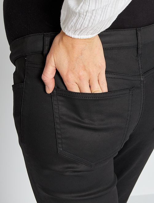 Pantalón encerado - negro - Kiabi - 20.00€