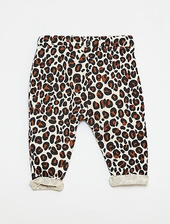 Pantalón estampado leopardo 'Agathe Sorlet x Kiabi' - San Valentín