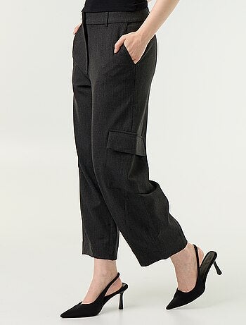 Pantalón estilo barrel