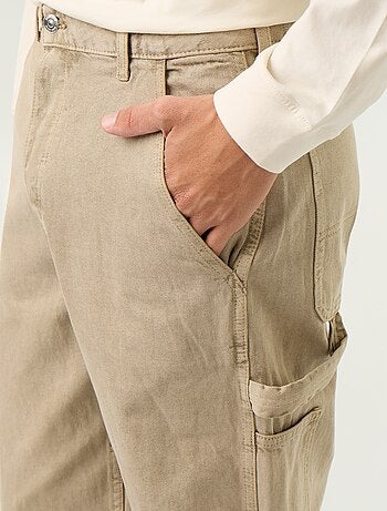 Pantalón estilo carpenter de vaquero