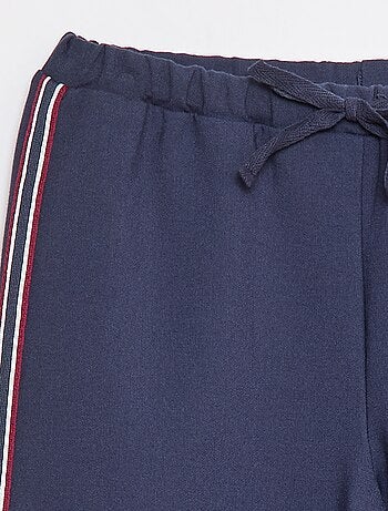 Pantalón estilo chándal