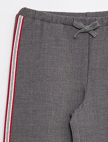 Pantalón estilo chándal