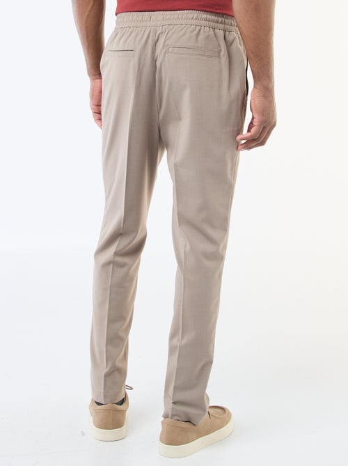 Pantalón estilo 'jogger' liso - Kiabi