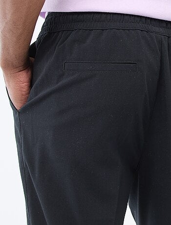 Pantalón estilo "jogger" liso
