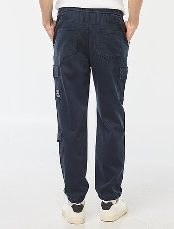 Pantalón estilo 'jogger' multibolsillos