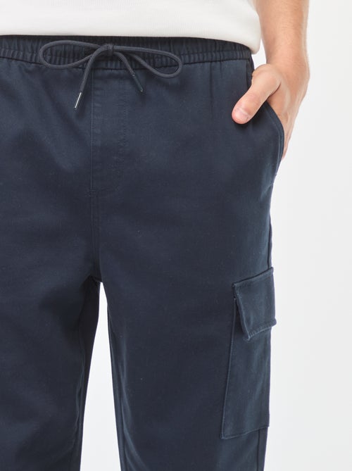 Pantalón estilo 'jogger' multibolsillos - Kiabi
