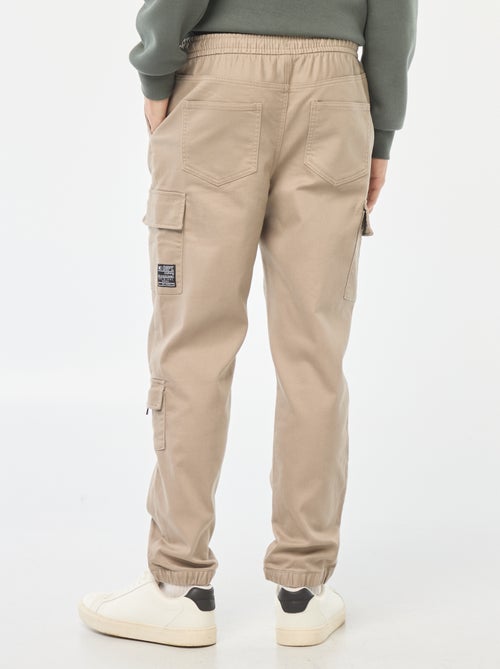 Pantalón estilo 'jogger' multibolsillos - Kiabi