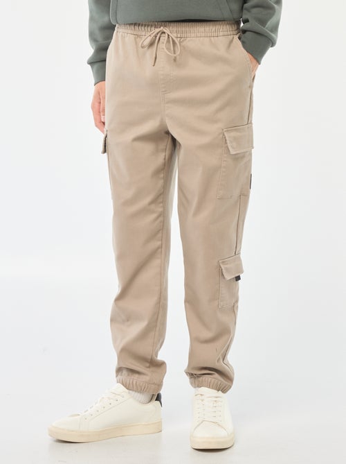 Pantalón estilo 'jogger' multibolsillos - Kiabi