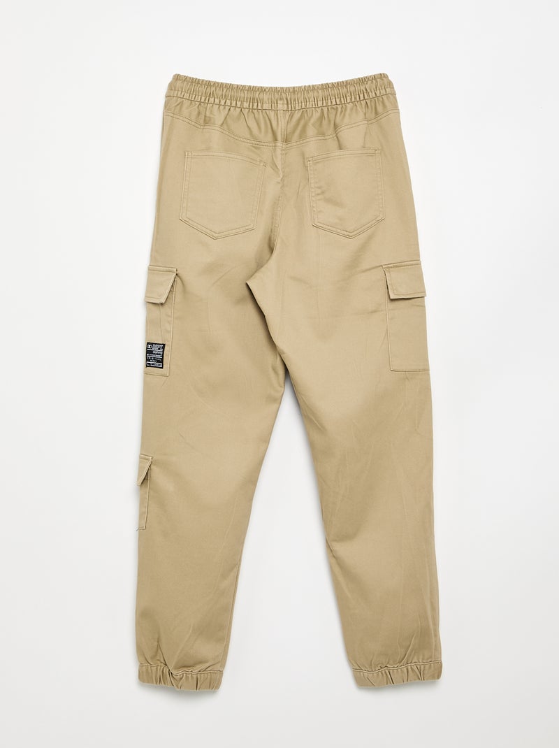 Pantalón estilo 'jogger' multibolsillos Beige - Kiabi
