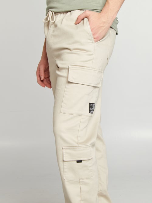 Pantalón estilo 'jogger' multibolsillos - Kiabi