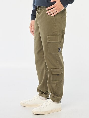 Pantalón estilo 'jogger' multibolsillos