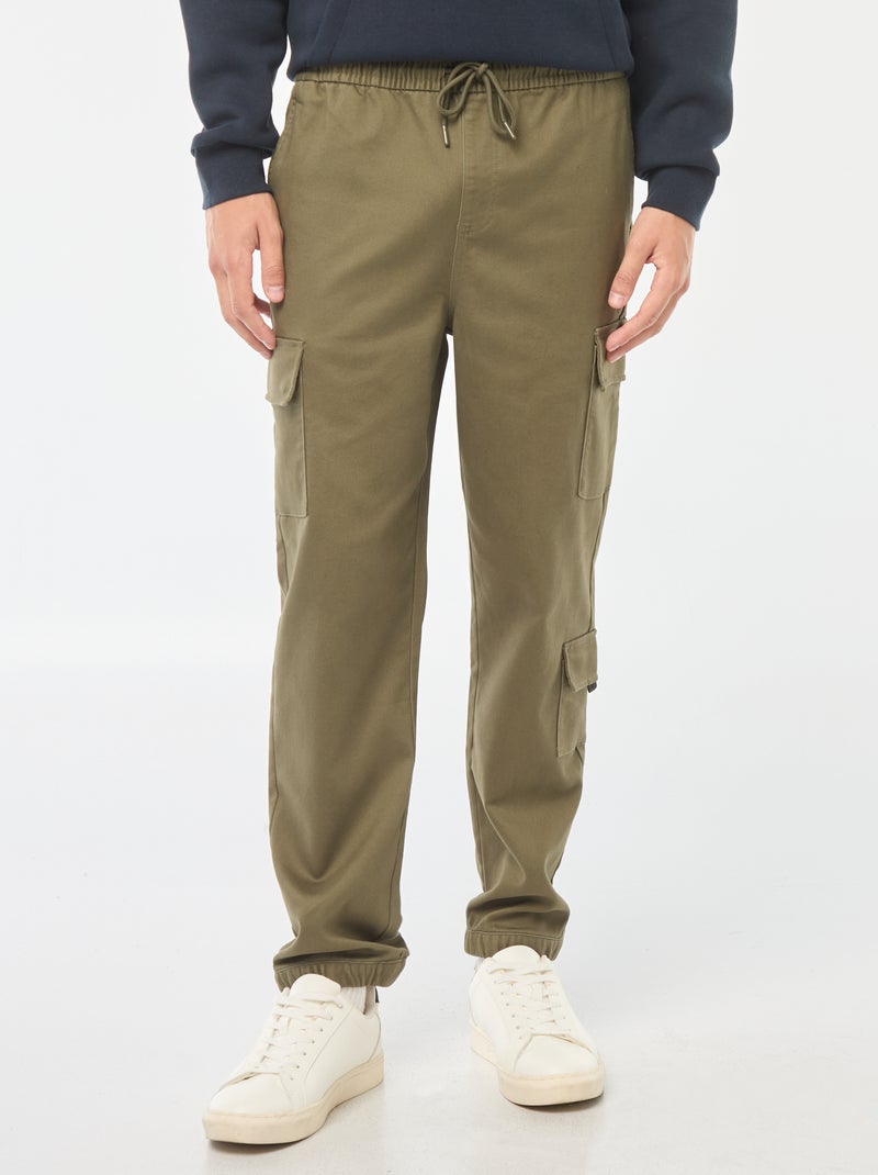 Pantalón estilo 'jogger' multibolsillos Kaki - Kiabi