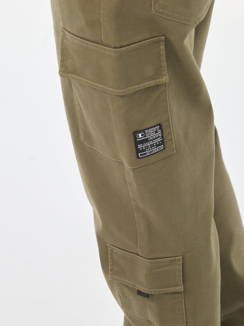 Pantalón estilo 'jogger' multibolsillos Kaki - Kiabi
