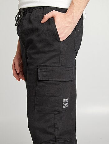 Pantalón estilo 'jogger' multibolsillos
