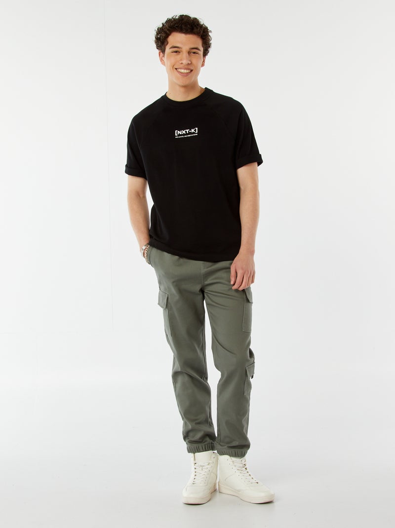 Pantalón estilo 'jogger' multibolsillos Verde - Kiabi