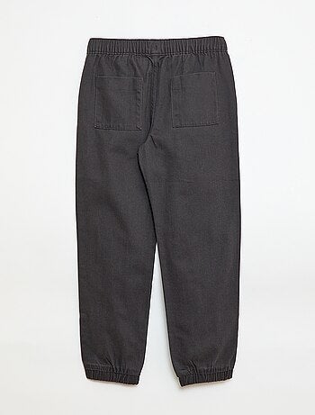 Pantalón estilo jogger