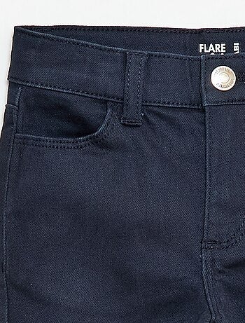 Pantalón flare - Corte + ajustado
