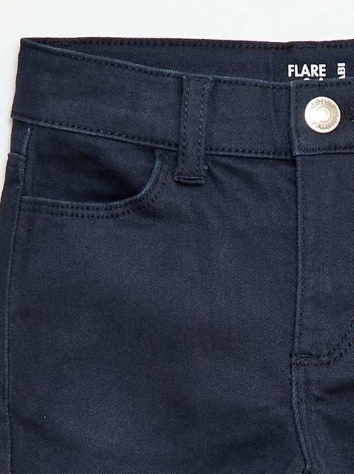 Pantalón flare - Corte + ajustado - Kiabi