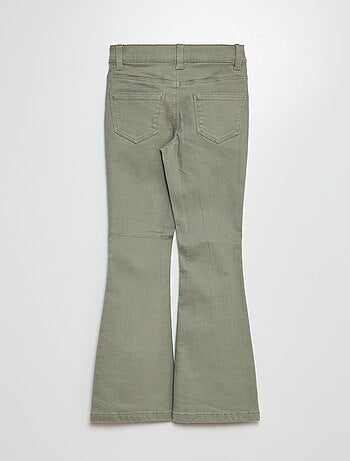 Pantalón flare - Corte más ajustado