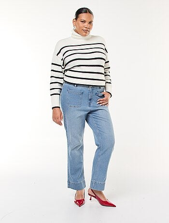 Pantalón flare