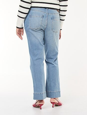 Pantalón flare
