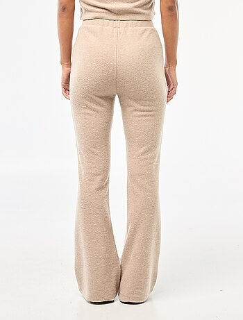 Pantalón flare de punto suave
