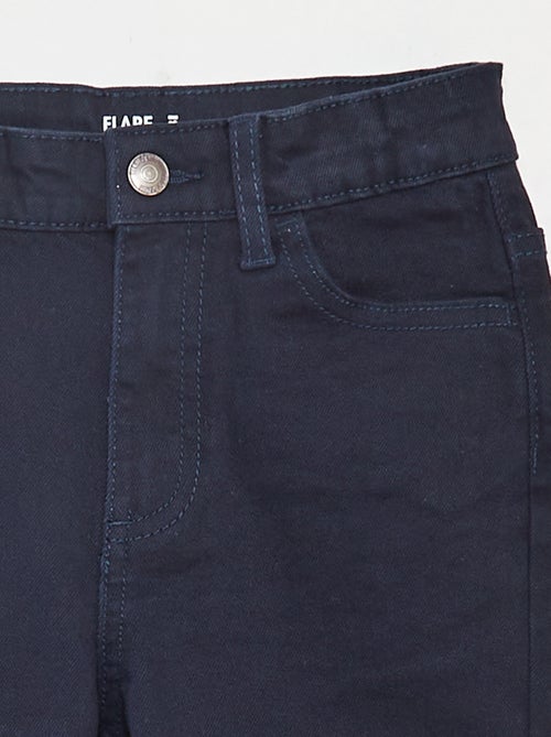 Pantalón flare de sarga con cintura ajustable - Kiabi