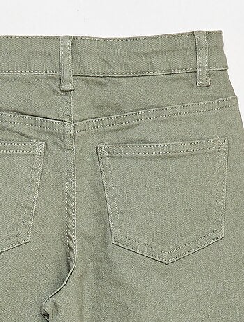 Pantalón flare de sarga con cintura ajustable