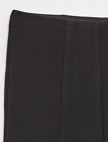 Pantalón flare