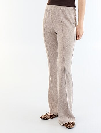 Pantalón flare suave