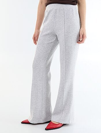 Pantalón flare suave