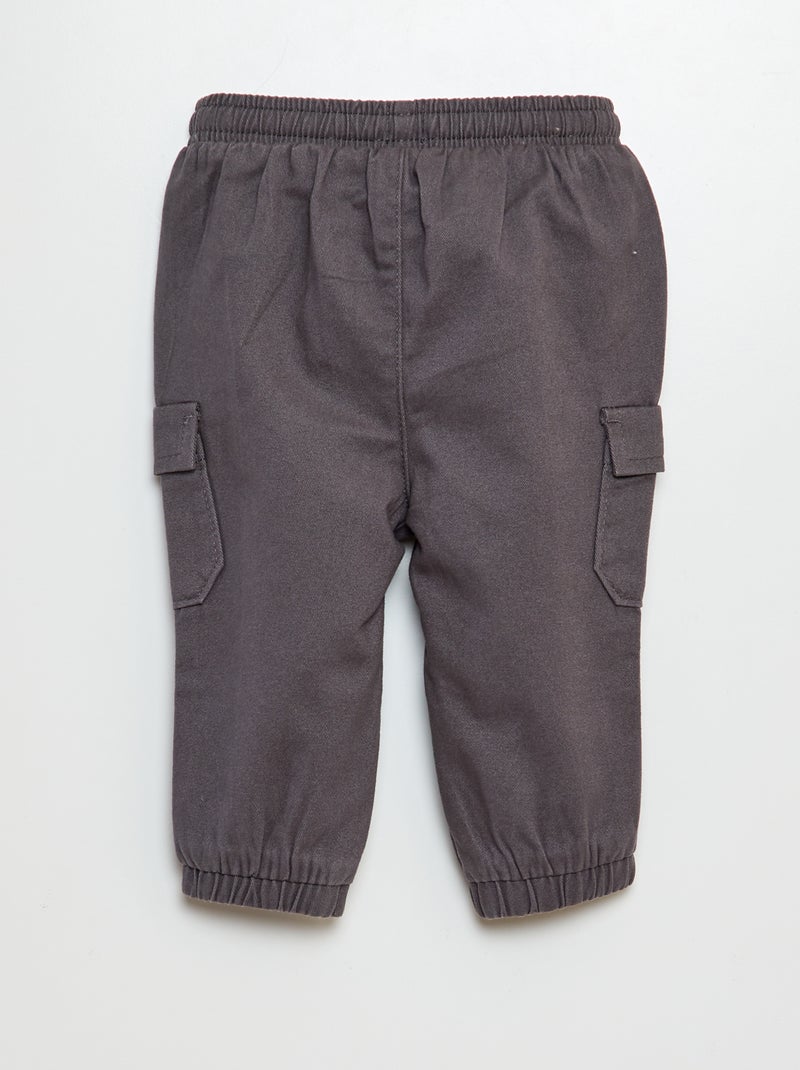 Pantalón jogger con bolsillos con solapa GRIS - Kiabi