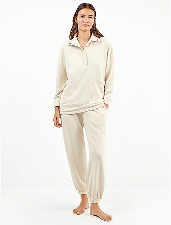 Pantalón jogger con bolsillos y cintura ajustable, en tejido de felpa