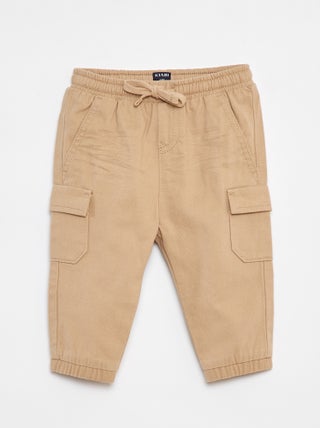 Pantalón jogger de sarga con bolsillos con solapa