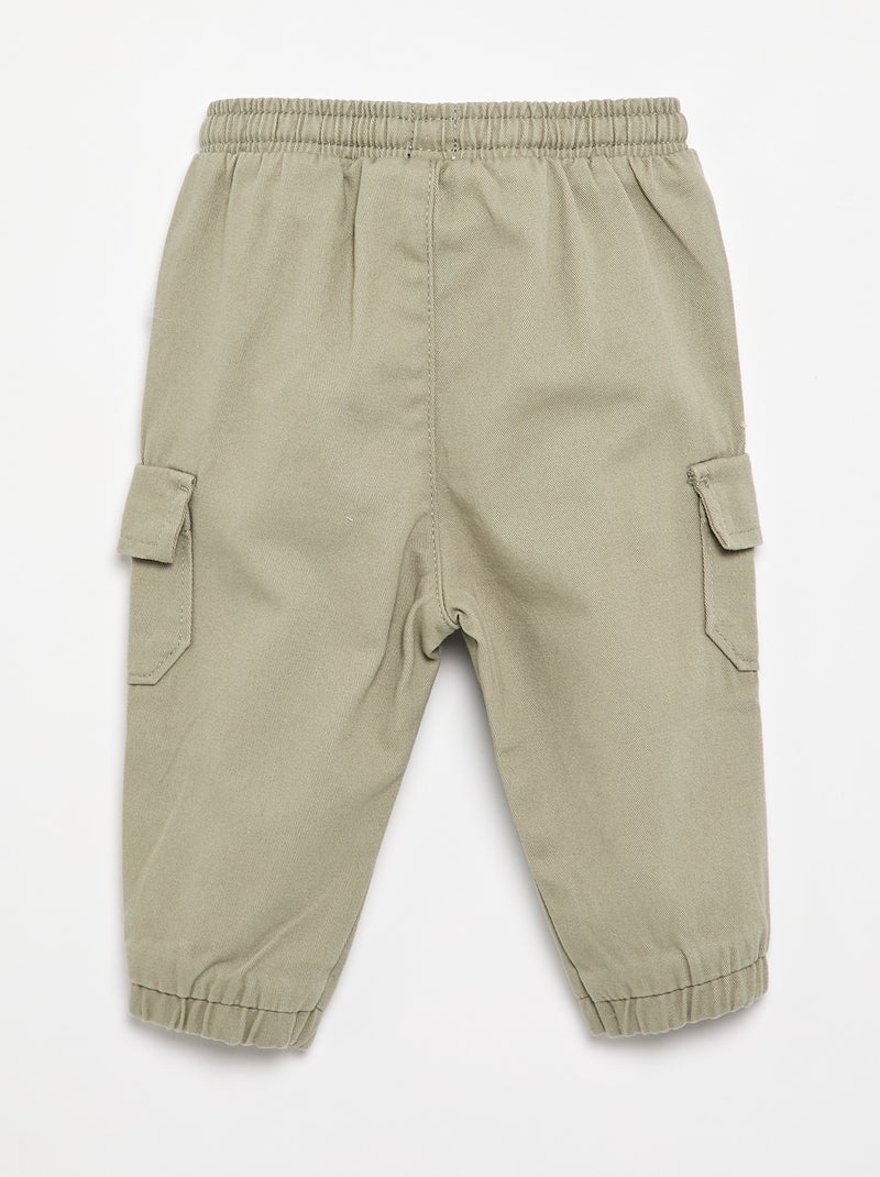 Pantalón jogger de sarga con bolsillos con solapa Kaki - Kiabi