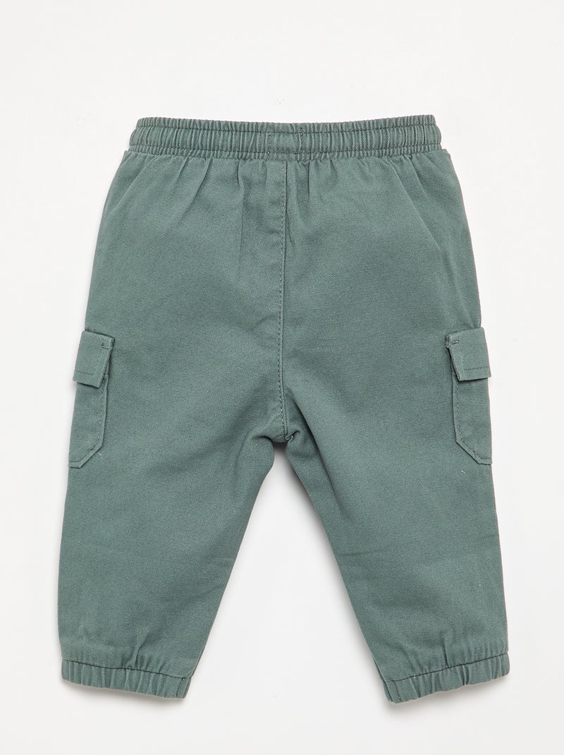 Pantalón jogger de sarga con bolsillos con solapa Verde - Kiabi