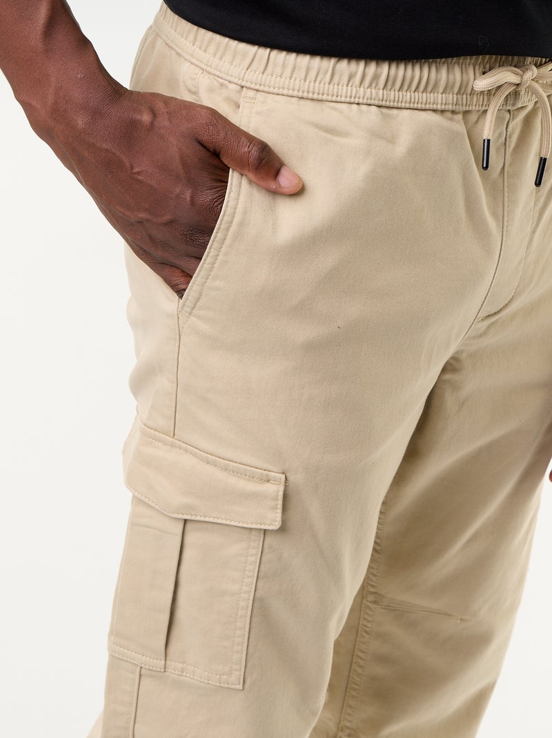 Pantalón jogger multibolsillos Beige - Kiabi
