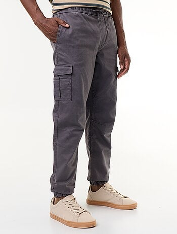 Pantalón jogger multibolsillos
