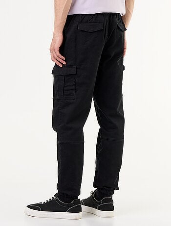 Pantalón jogger multibolsillos