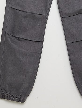 Pantalón jogger recto