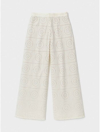 Pantalón largo ancho con detalles calados en algodón 100%