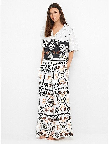Pantalón largo ancho con estampado tropical con algodón
