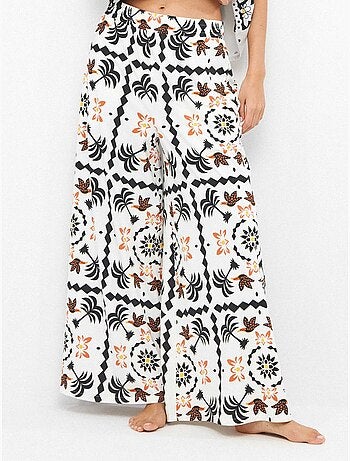 Pantalón largo ancho con estampado tropical con algodón