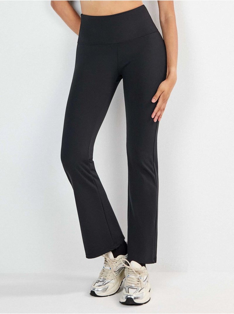 Pantalón largo flare Negro - Kiabi