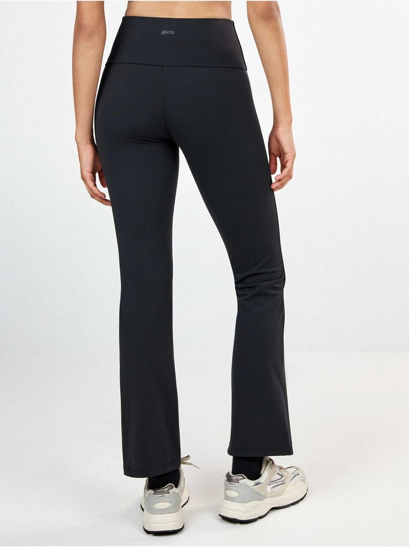Pantalón largo flare Negro - Kiabi