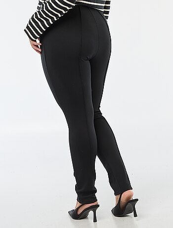 Pantalón legging liso de talle alto con botones dorados