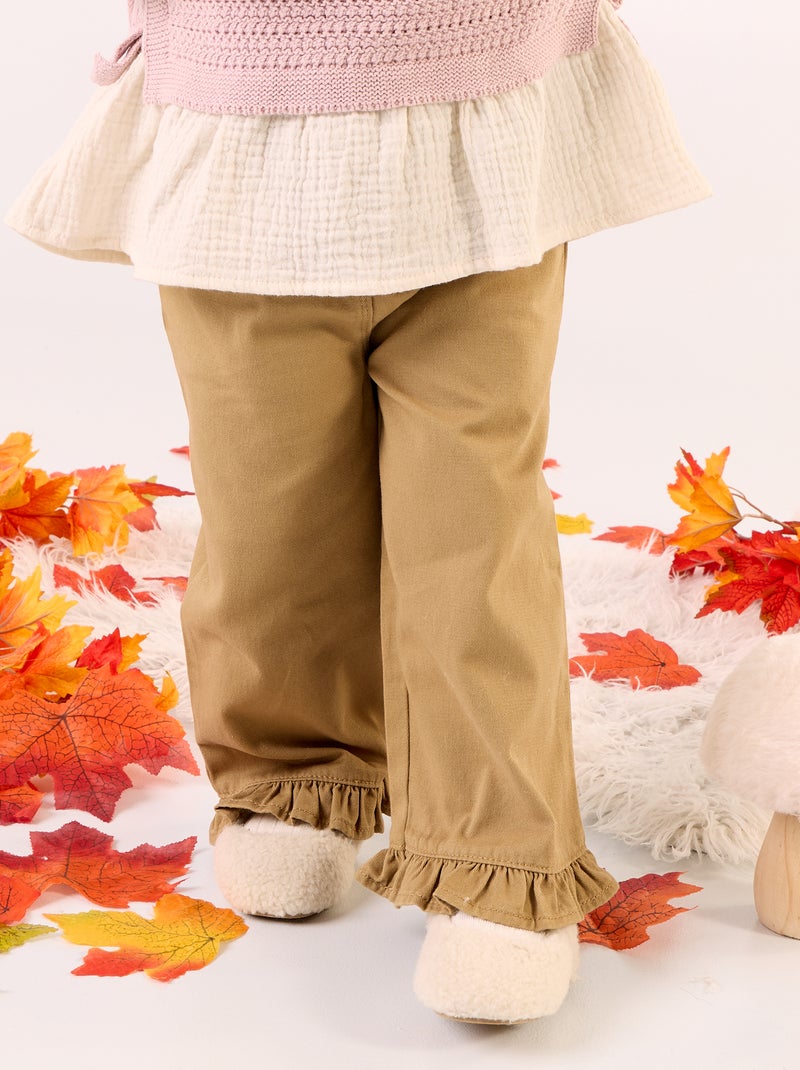 Pantalón liso con bajo volanteado Verde - Kiabi