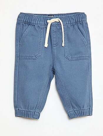 Pantalón liso corte relax fit