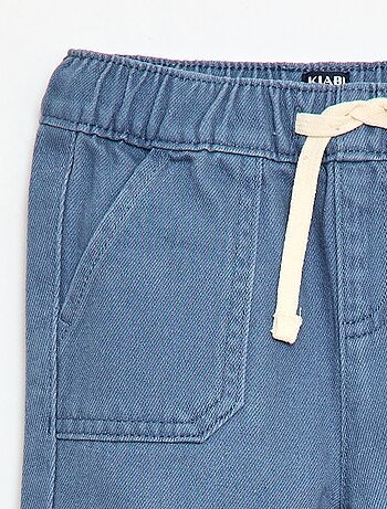 Pantalón liso corte relax fit